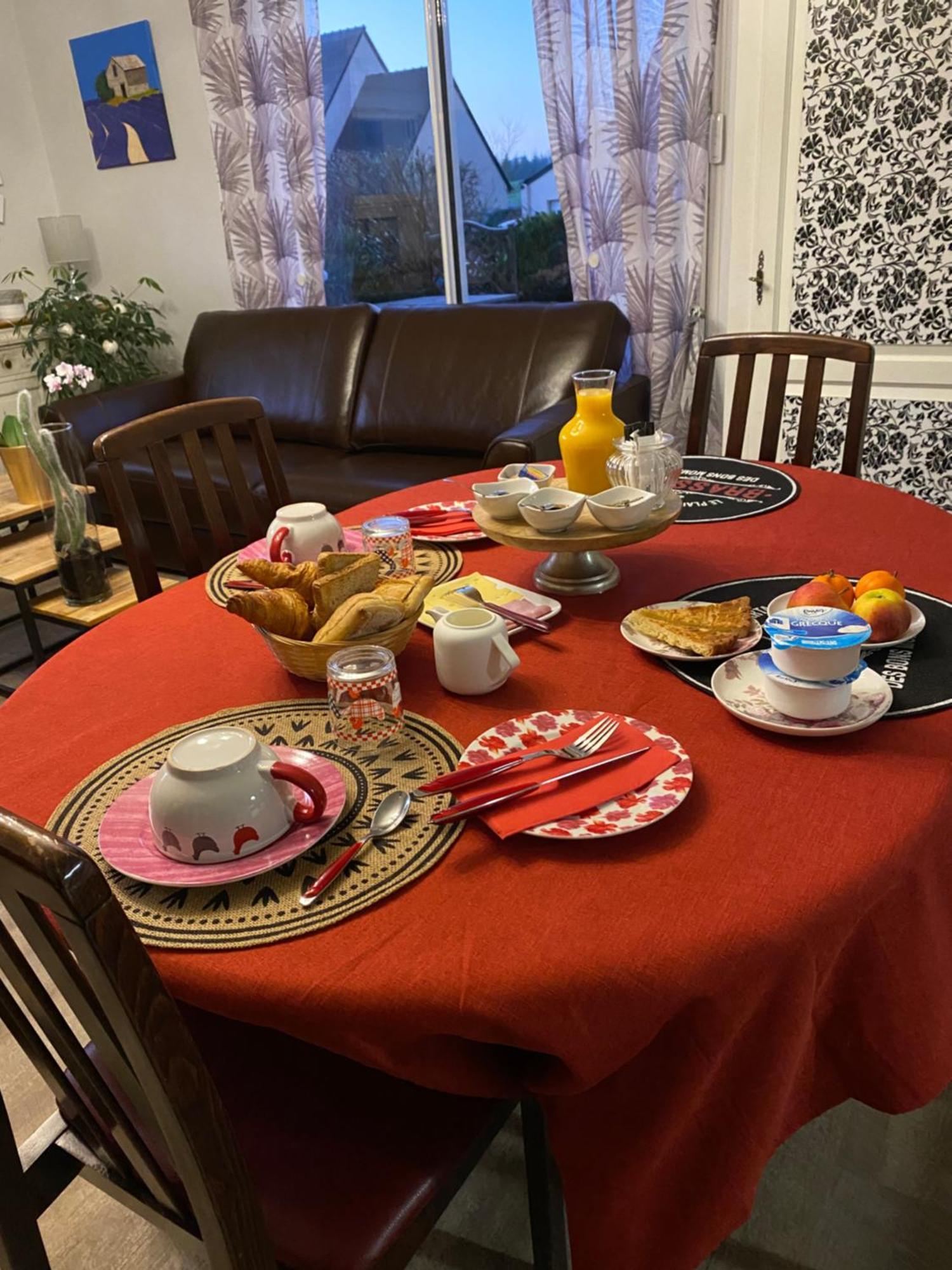 Maison D'Hotes La Marie Pierre Pluherlin Ngoại thất bức ảnh